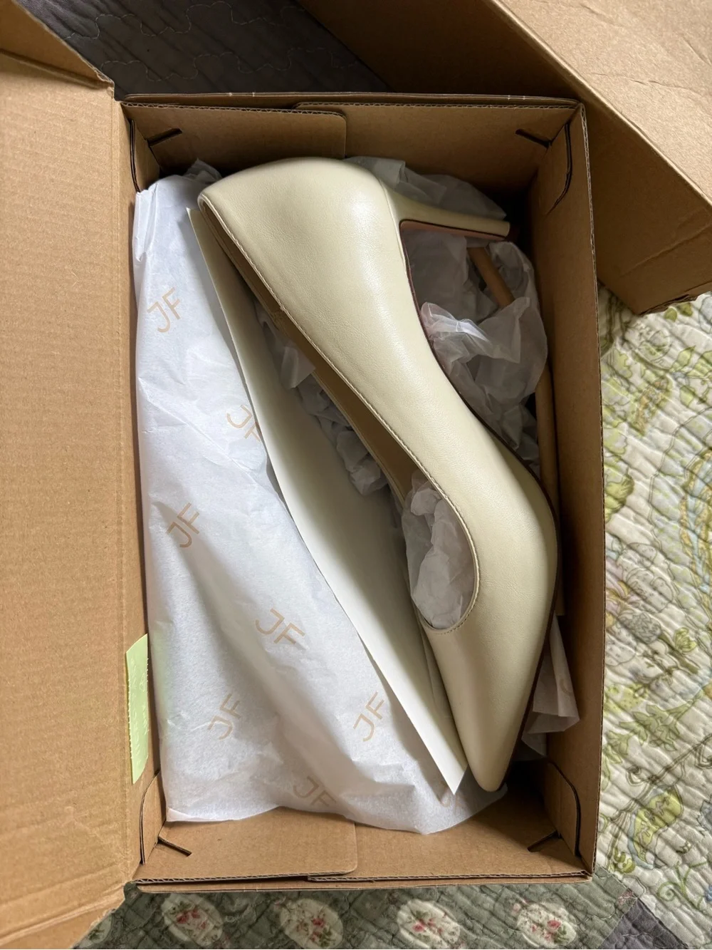 New JustFab Women's Cream Pointed Toe Stiletto Pump